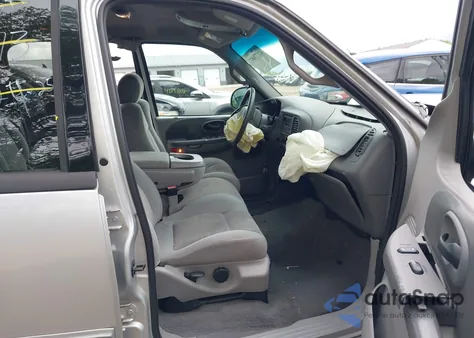 2002 Ford F-150 Lariat/Xlt из США, поврежденный, VIN 1FTRW08L62KB59262